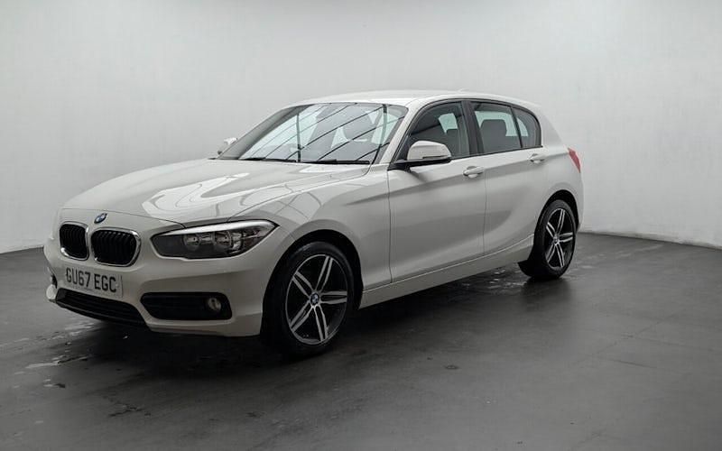 Used BMW 116 Sport Line 116 HP (85 kW) 2017 White Hatchback