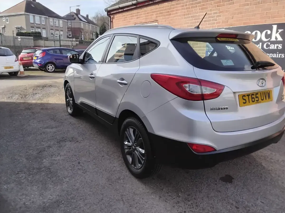 Used Hyundai ix35 SE 115 HP (84 kW) 2015 Silver SUV