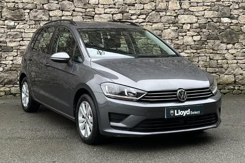 Used VW Golf VII SE 125 HP (91 kW) 2017