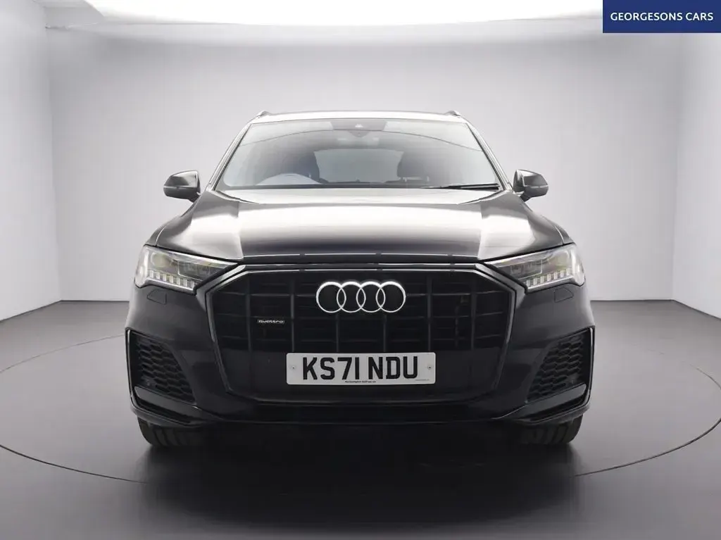 Używany Audi Q7 Black Edition 456 KM (335 kW) 2022 Czarny SUV