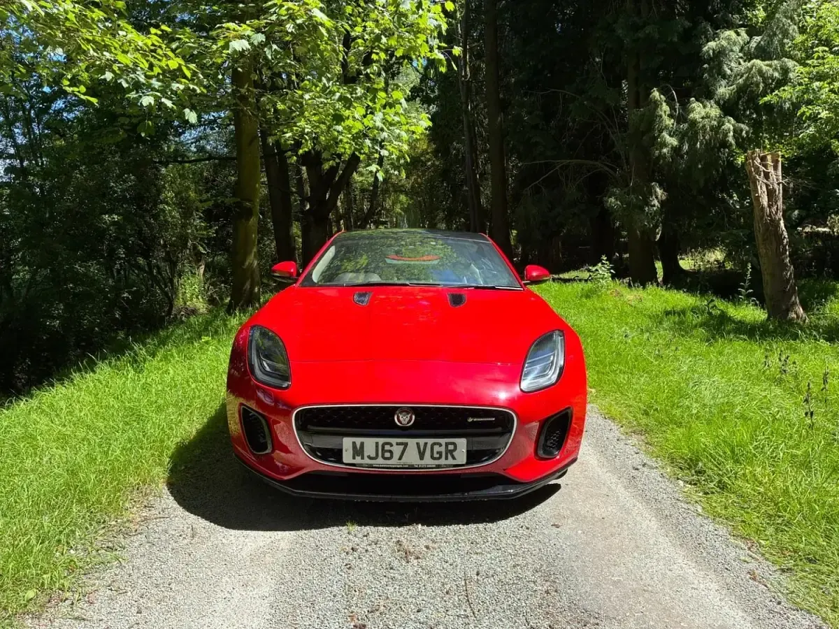 Used Jaguar F-Type R-Dynamic 2018 Red Coupe