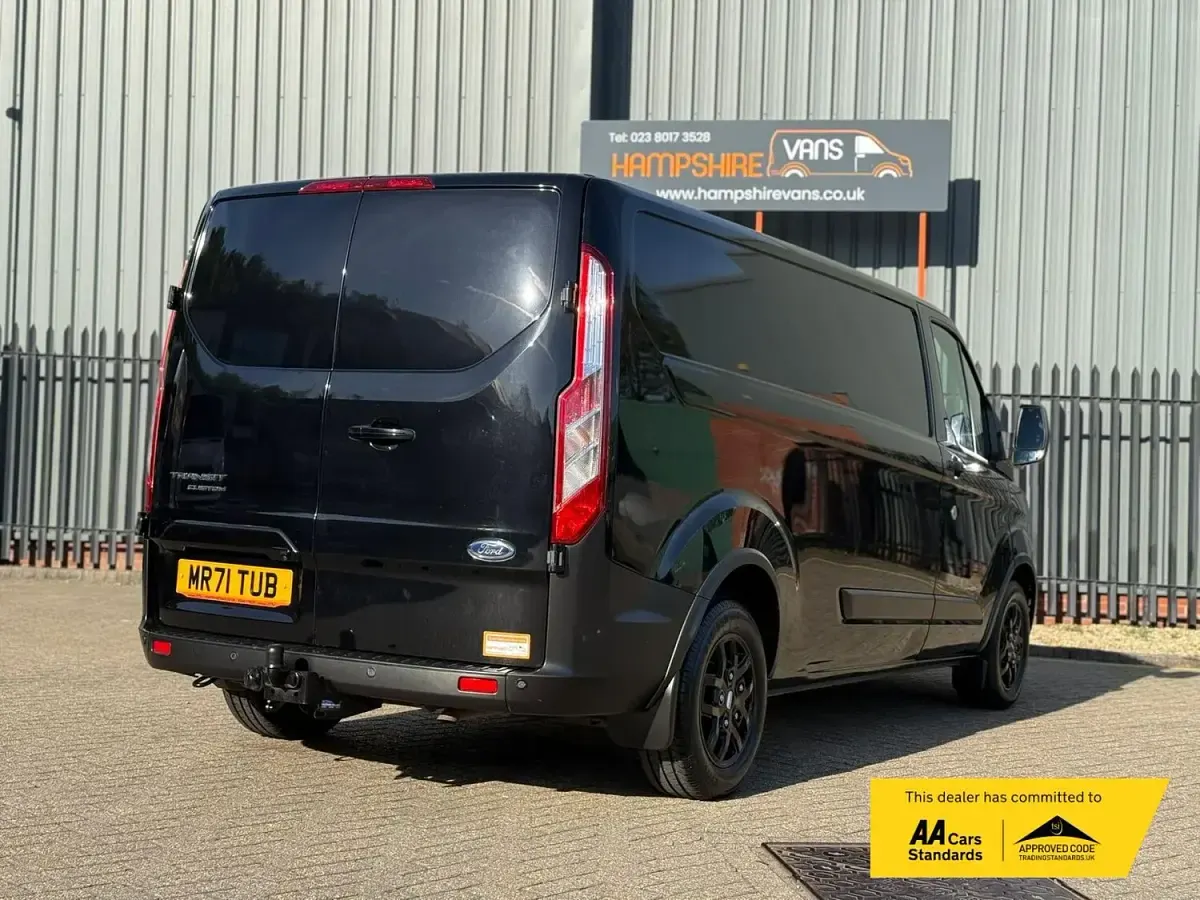 Used Ford Transit Custom S 170 HP (125 kW) 2021 Black Van