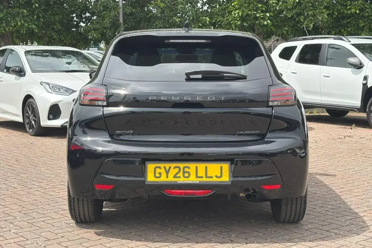 New Peugeot 208 Allure 99 HP (72 kW) 2026 Black Hatchback