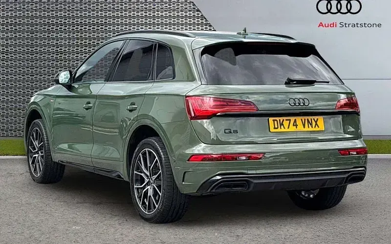 Used Audi Q5 Black Edition 265 HP (194 kW) 2024 Green SUV