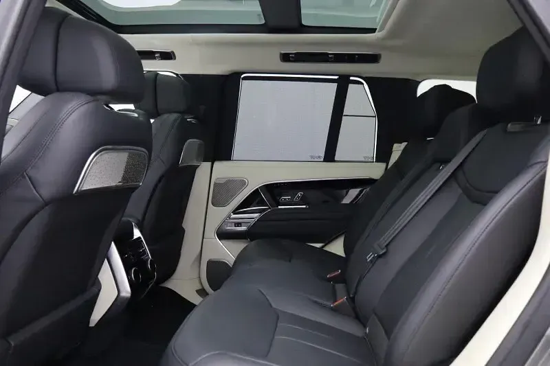 Used Land Rover Range Rover Autobiography 523 HP (384 kW) 2022 Silver SUV