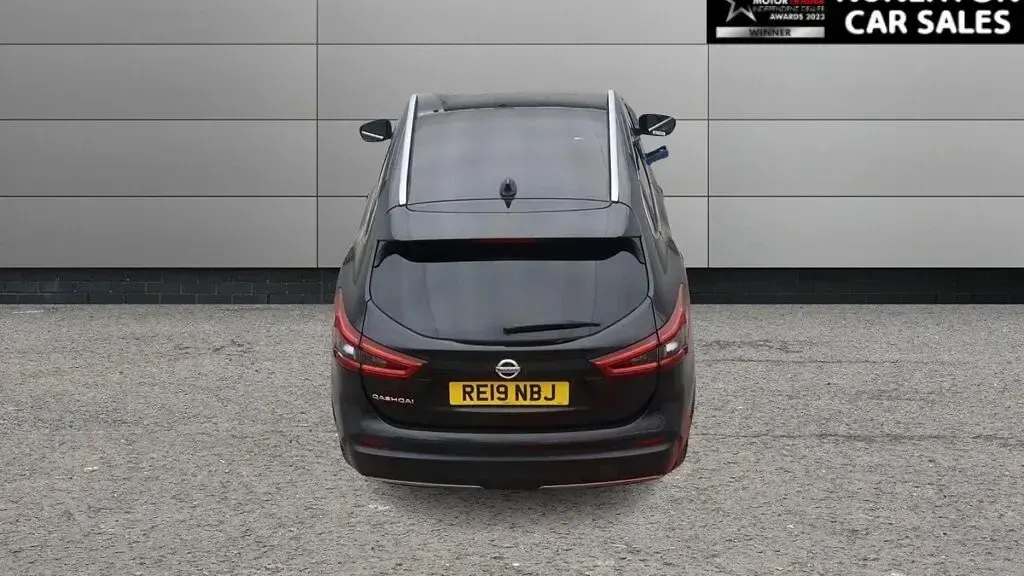 Used Nissan Qashqai N-Connecta 140 HP (102 kW) 2019 Black SUV