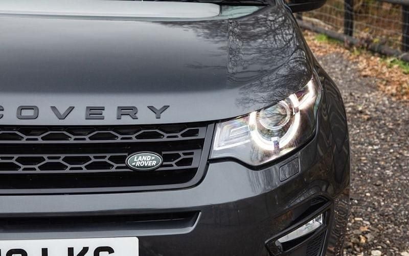 Used Land Rover Discovery Sport HSE 241 HP (177 kW) 2018 Grey SUV