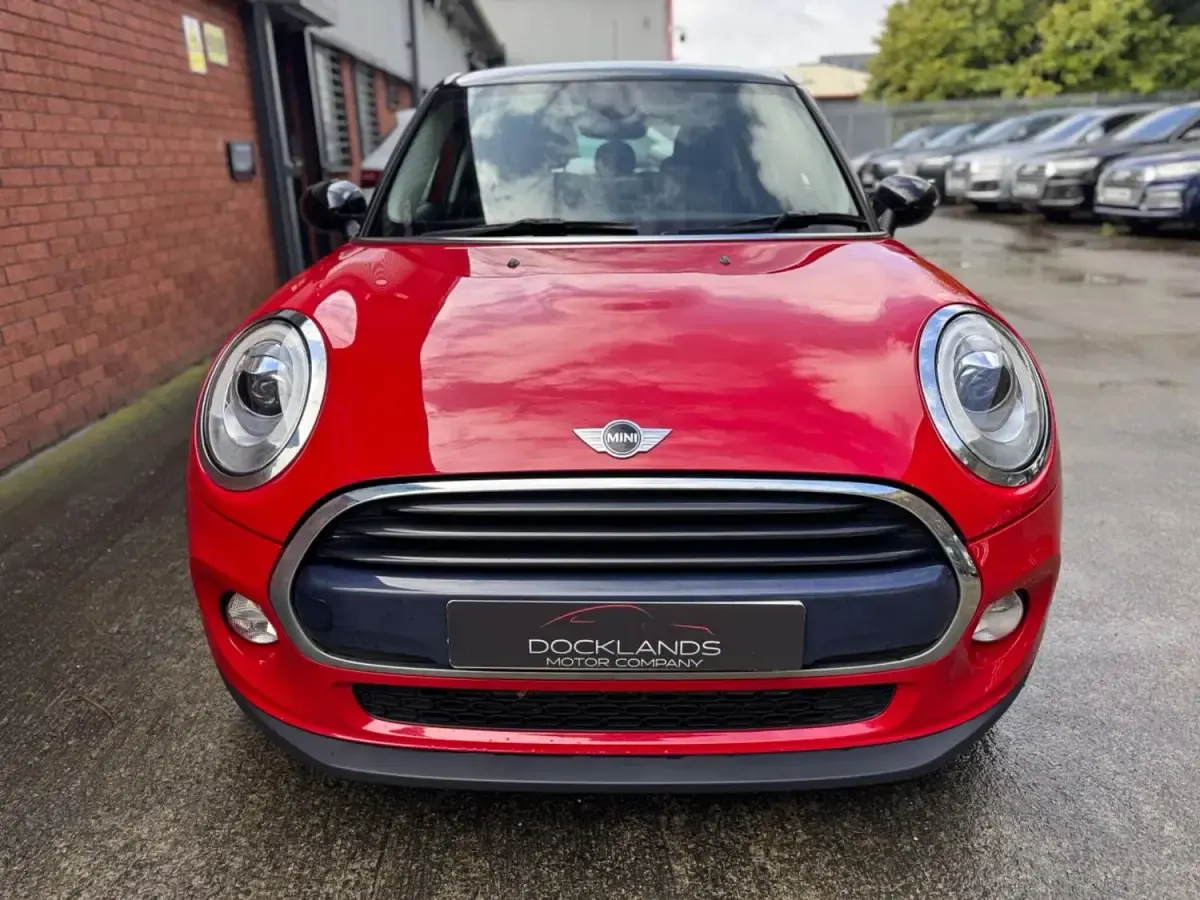 Usado Mini Cooper Hatch 2017 Vermelho Citadino