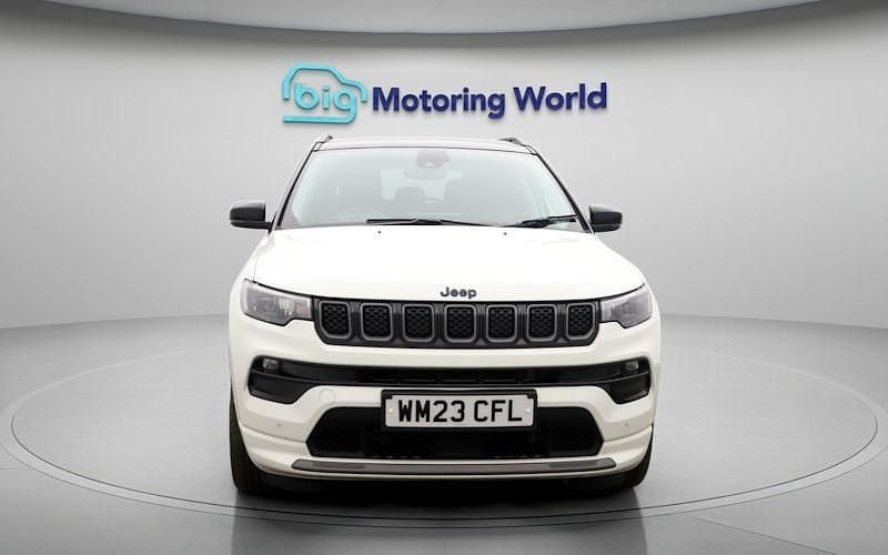 Used Jeep Compass 241 HP (177 kW) 2023 White/black SUV