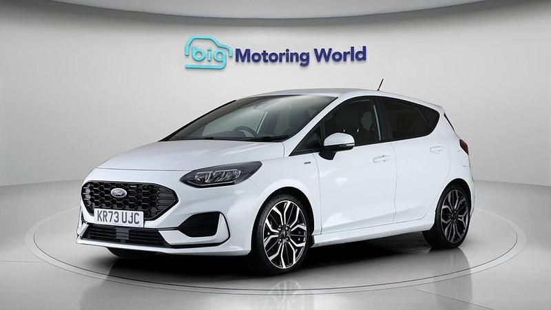Used Ford Fiesta ST-Line X 125 HP (91 kW) 2023 White Hatchback