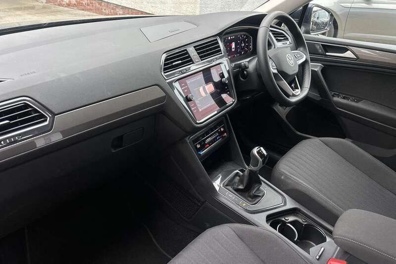 Image 2/4