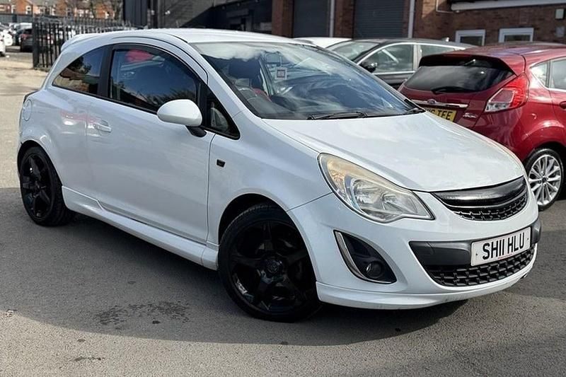 Used Vauxhall Corsa SRi 2011 White Hatchback