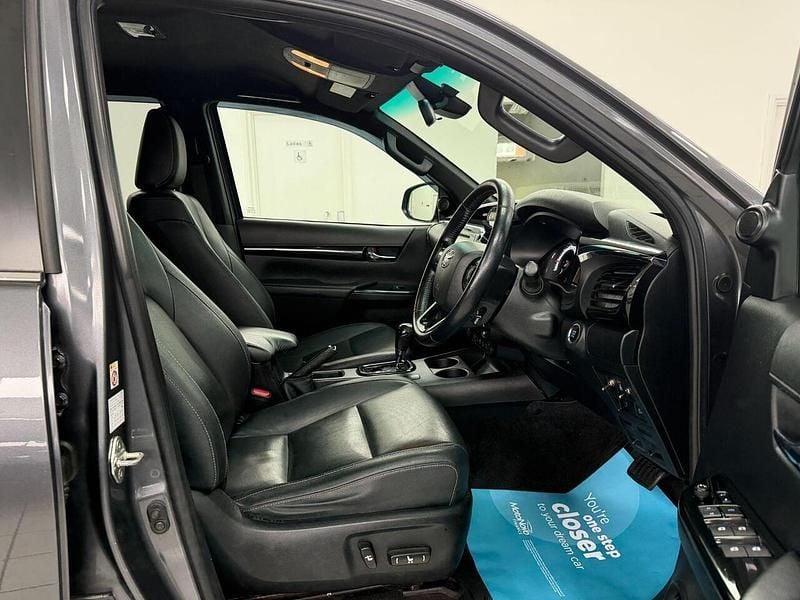 Used Toyota HiLux 2019 Grey Pickup