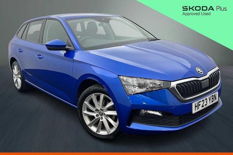 Used Skoda 110 R SE L 81 HP (59 kW) 2023 Race blue metallic Estate