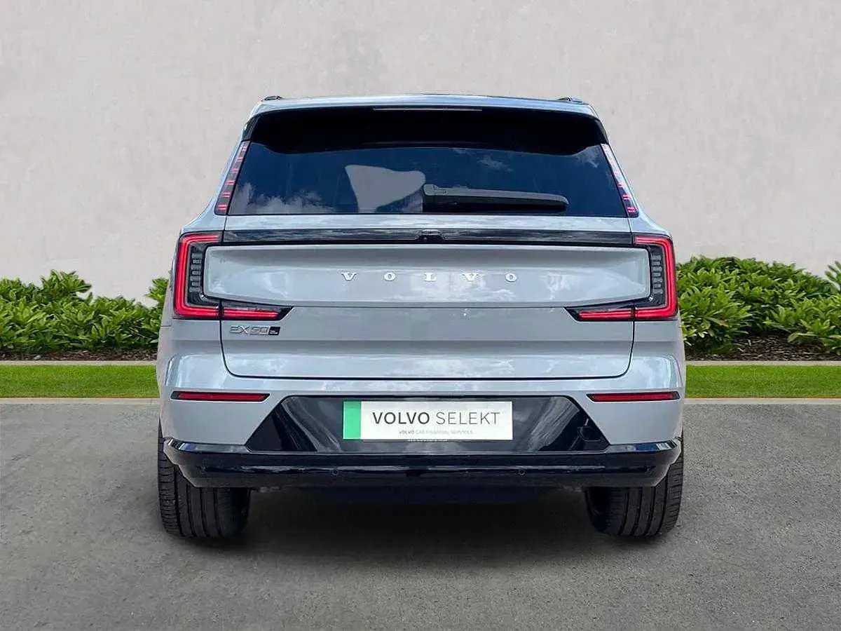 New Volvo EX90 Ultra 300 kW (408 HP) 2025 SUV