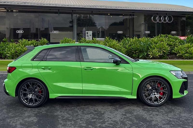 Used Audi RS3 Sportback Performance 400 HP (294 kW) 2026 Green Hatchback