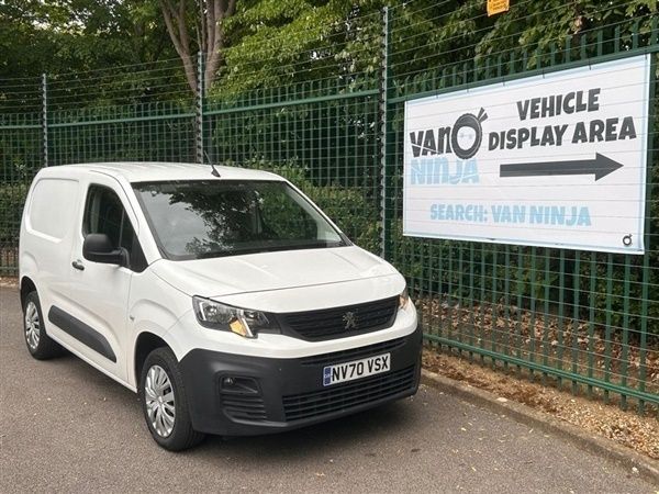 White Used 2021 Peugeot Partner MPV | £10,200 (Good price) - Image 1/1
