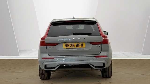 Used Volvo XC60 Plus 345 HP (253 kW) 2025 Grey SUV