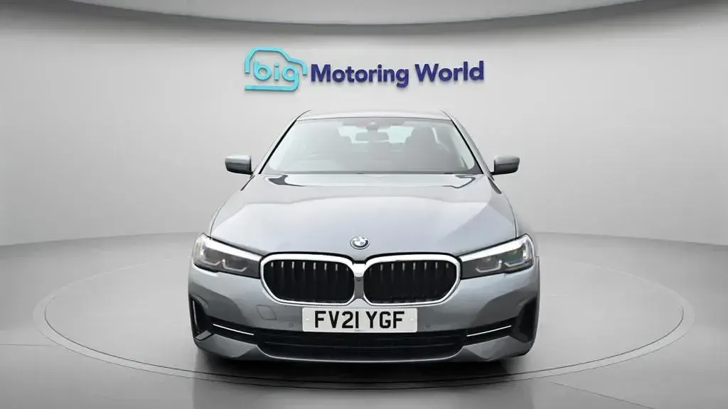 Used BMW 520 184 HP (135 kW) 2021 Blue Sedan