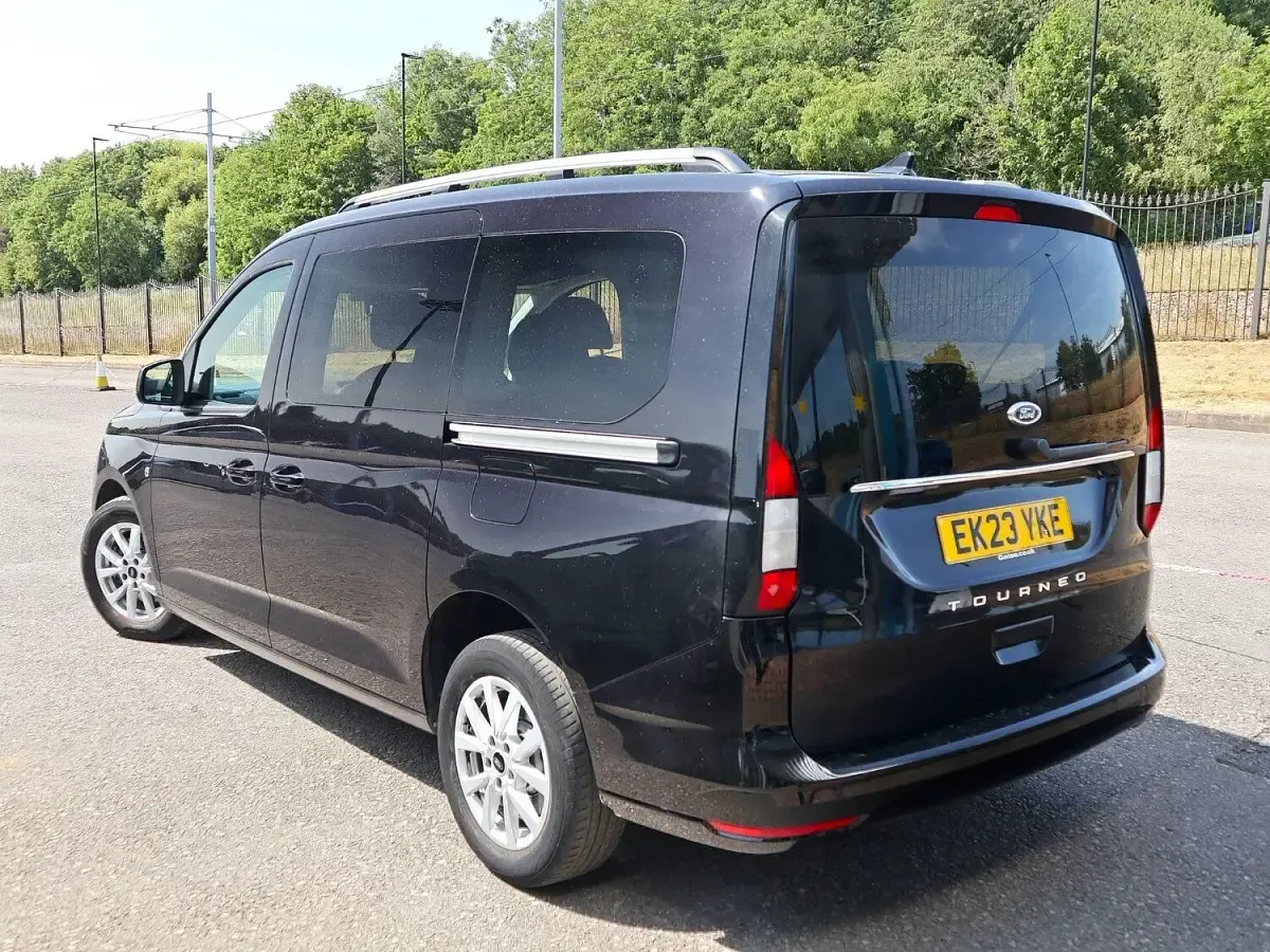 Used Ford Grand Tourneo Connect Titanium 114 HP (83 kW) 2023 Black MPV