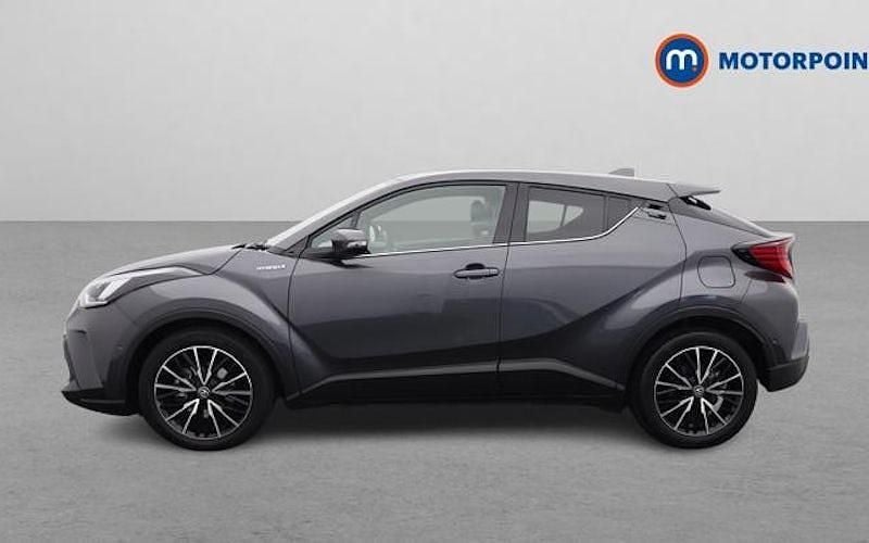Usado Toyota C-HR 184 HP (135 kW) 2023 SUV