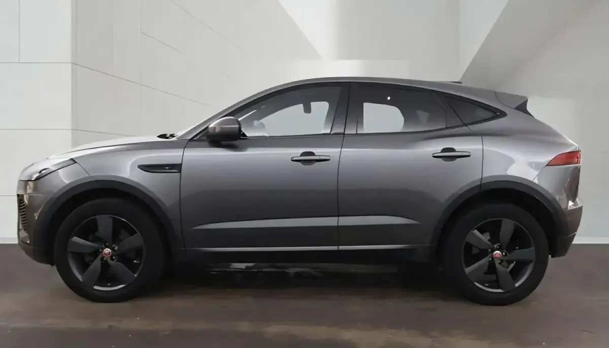 Used Jaguar E-Pace Chequered Flag 180 HP (132 kW) 2019 Grey SUV