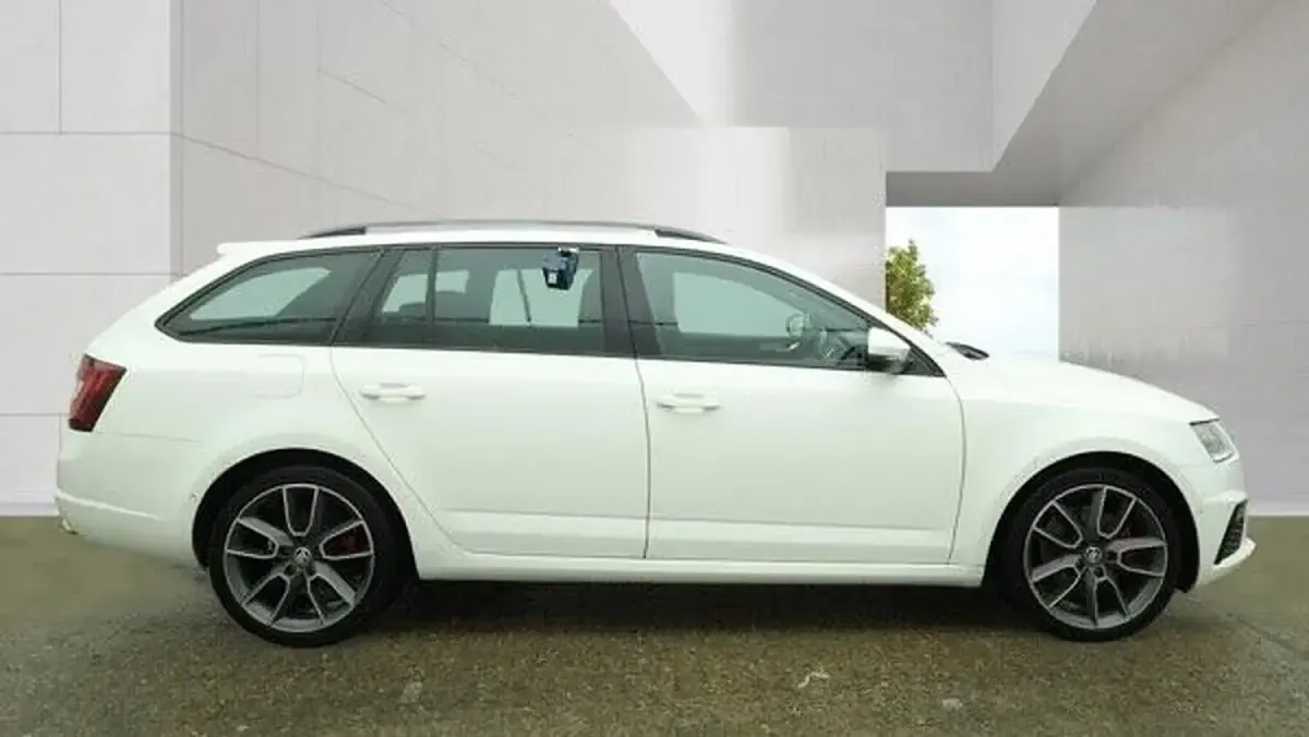 Used Skoda Octavia vRS 2017 White Estate