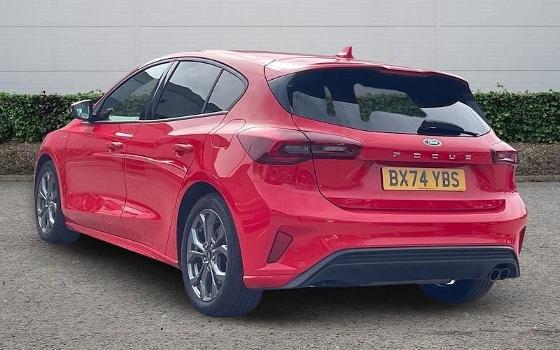 Used Ford Focus ST-Line 125 HP (91 kW) 2025 Hatchback