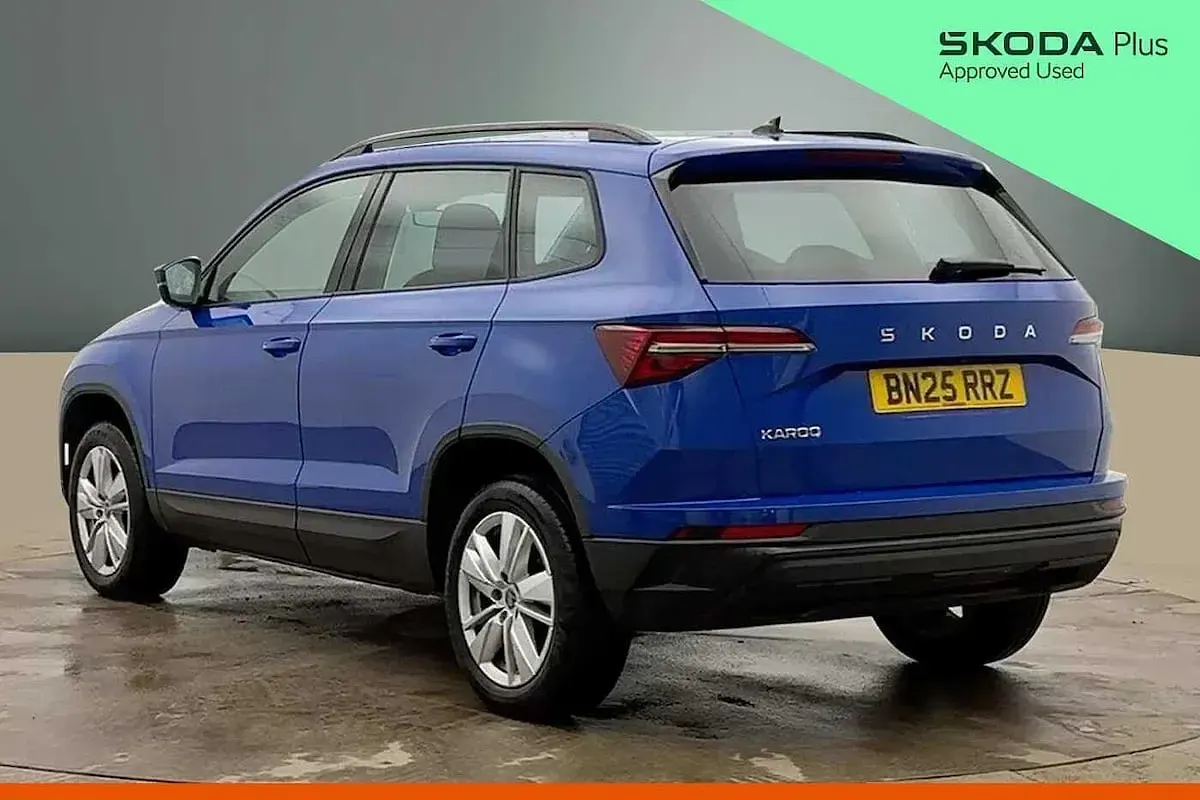 Używany Skoda Karoq SE 113 KM (83 kW) 2025 Niebieski SUV