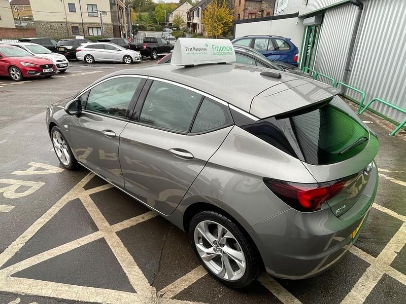 Used Vauxhall Astra SRi 150 HP (110 kW) 2017 Grey Hatchback