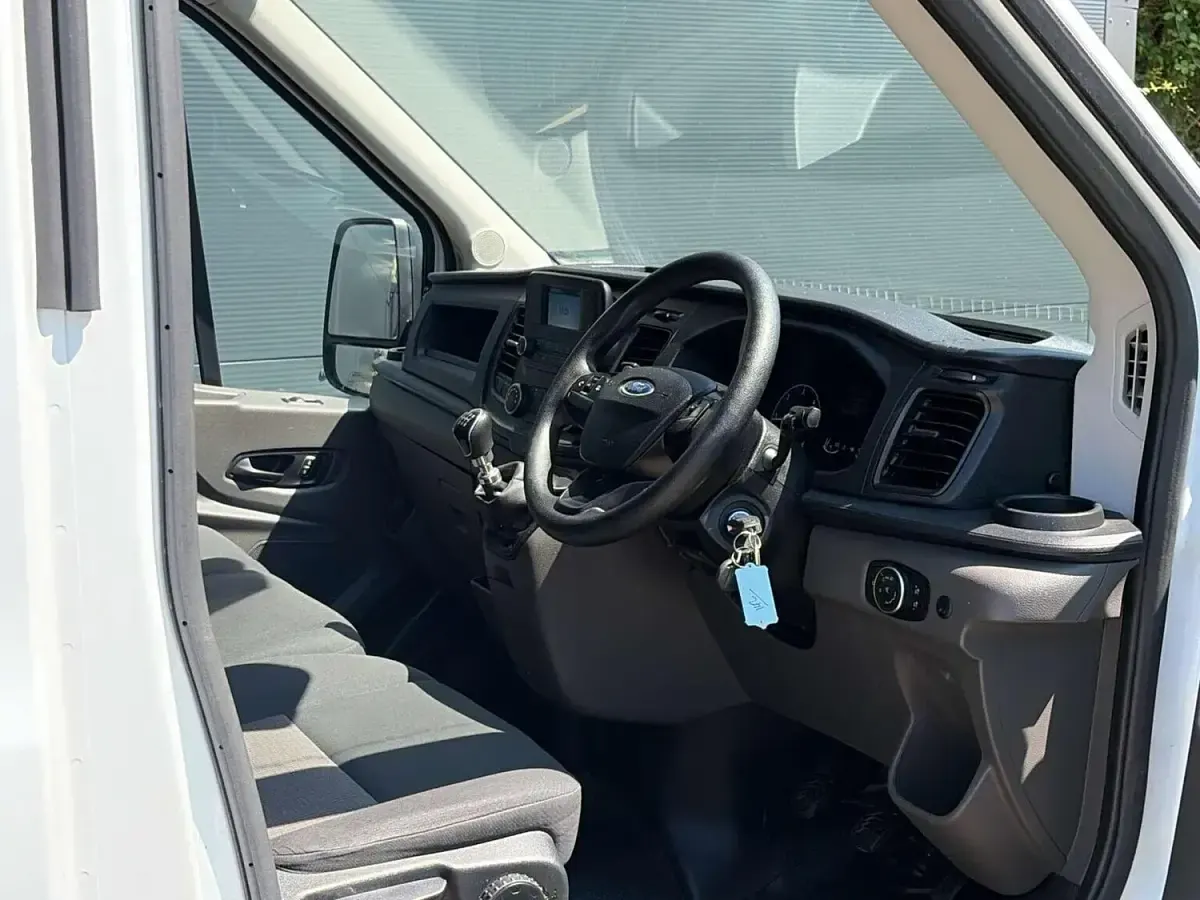 Used Ford Transit 130 HP (95 kW) 2023 White Van