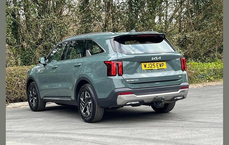 Begagnad Kia Sorento 211 HK (155 kW) 2025 Grön SUV