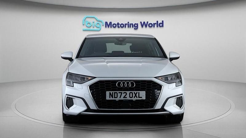 Used Audi A3 Sportback e-tron Sport 204 HP (150 kW) 2022 White Hatchback