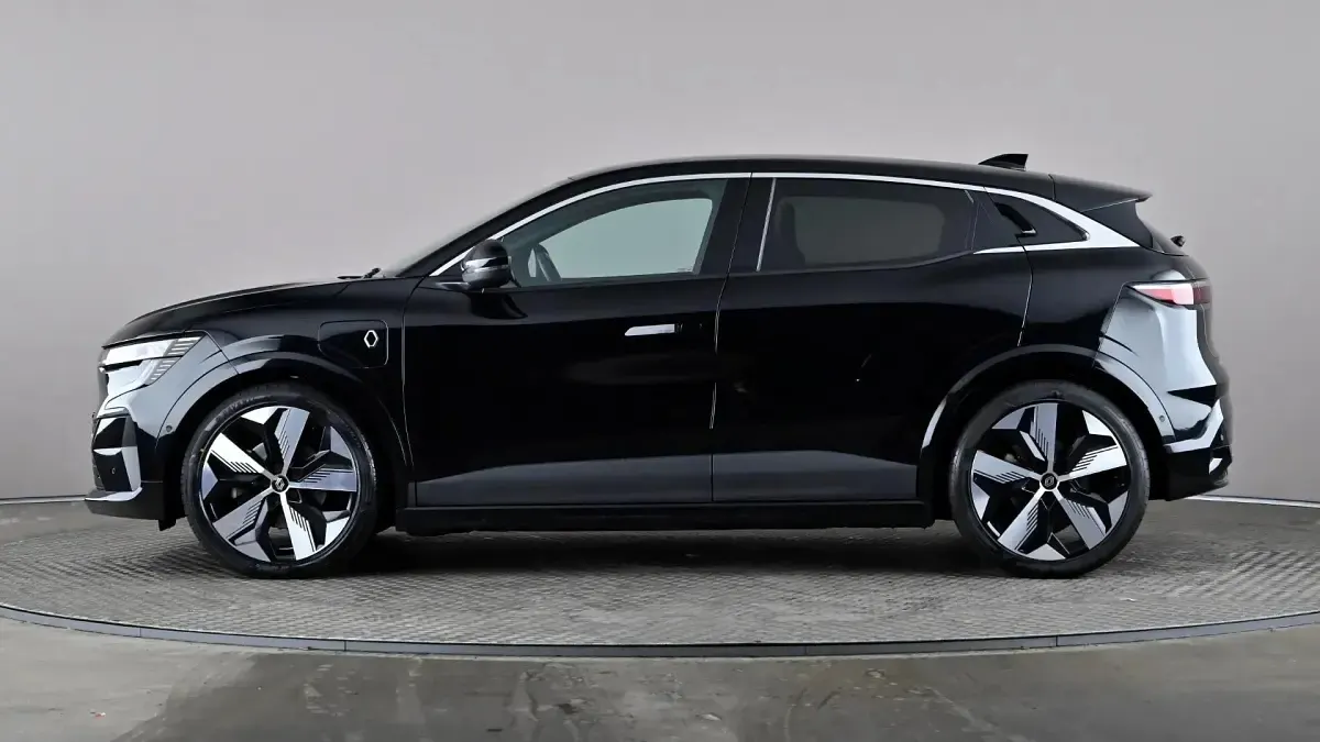 Used Renault Megane E-Tech Techno 159 kW (217 HP) 2024 Black Hatchback