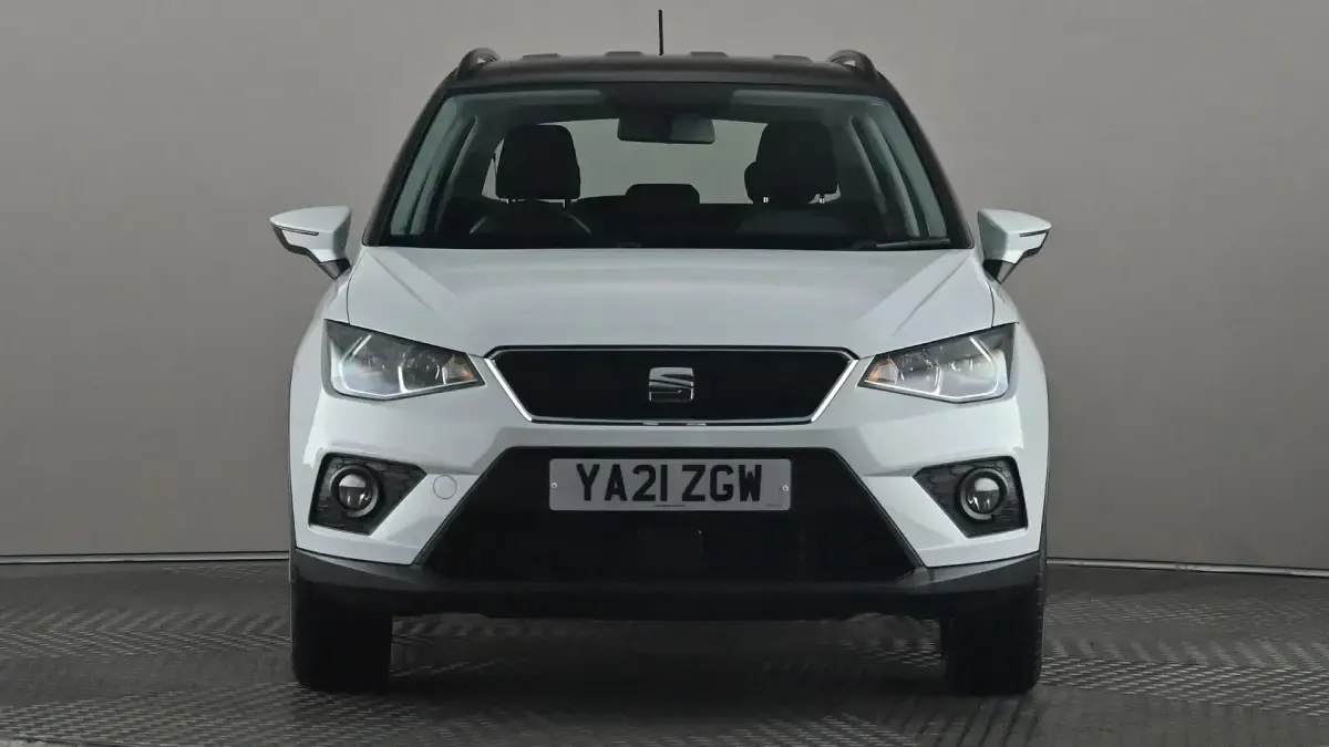 Used Seat Arona SE Technology 95 HP (69 kW) 2021 White SUV