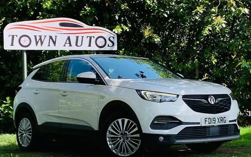 Used Vauxhall Grandland X S 131 HP (96 kW) 2019 SUV