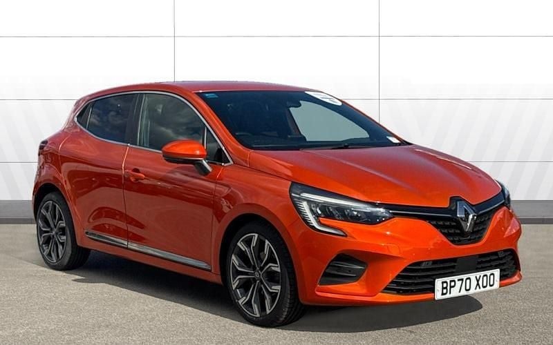 Used 2019 Renault Clio IV Version S Hatchback | £10,414 (Fair price) - Image 1/4