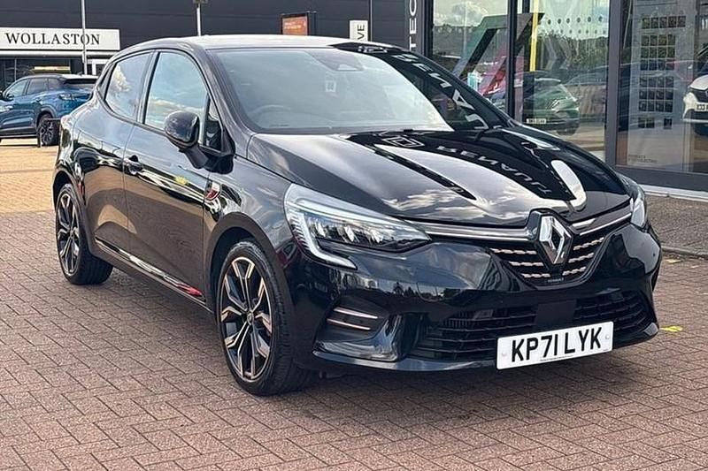 Black Used 2021 Renault Clio V SE Hatchback | £13,495 (Fair price) - Image 1/1