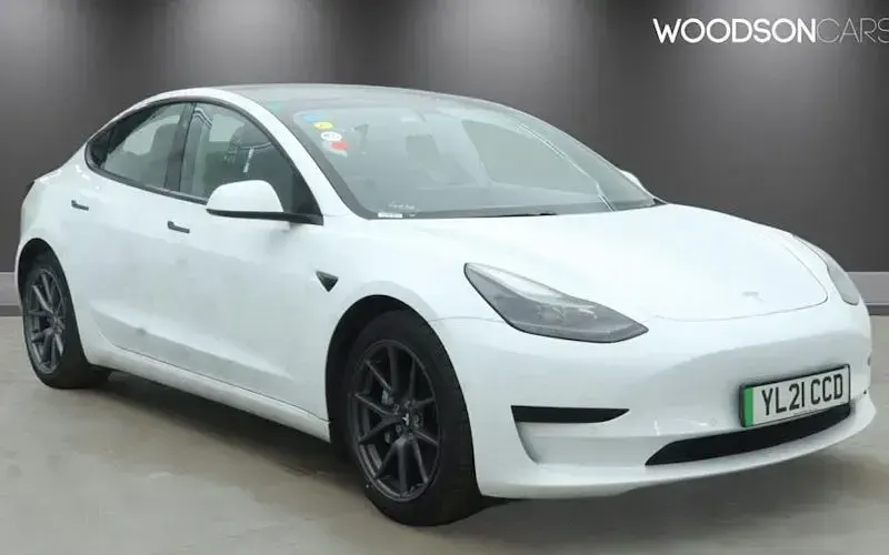 Used Tesla Model 3 Standard Range 208 kW (283 HP) 2021 Sedan