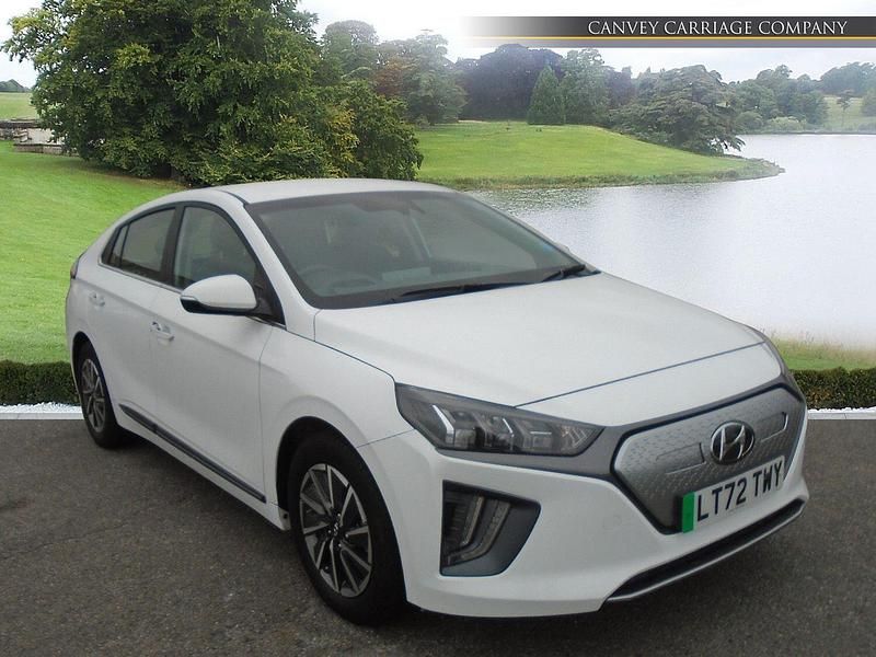 Used Hyundai Ioniq Premium 100 kW (136 HP) 2022 White Hatchback