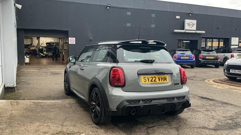 Used Mini Cooper Hatch 134 HP (98 kW) 2022 Grey Hatchback