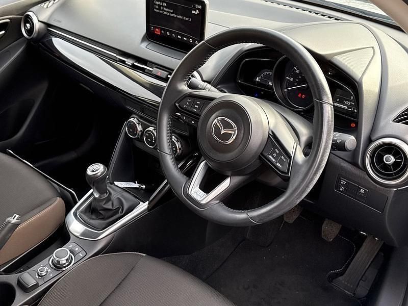 Used Mazda 2 75 HP (55 kW) 2023 Silver Hatchback