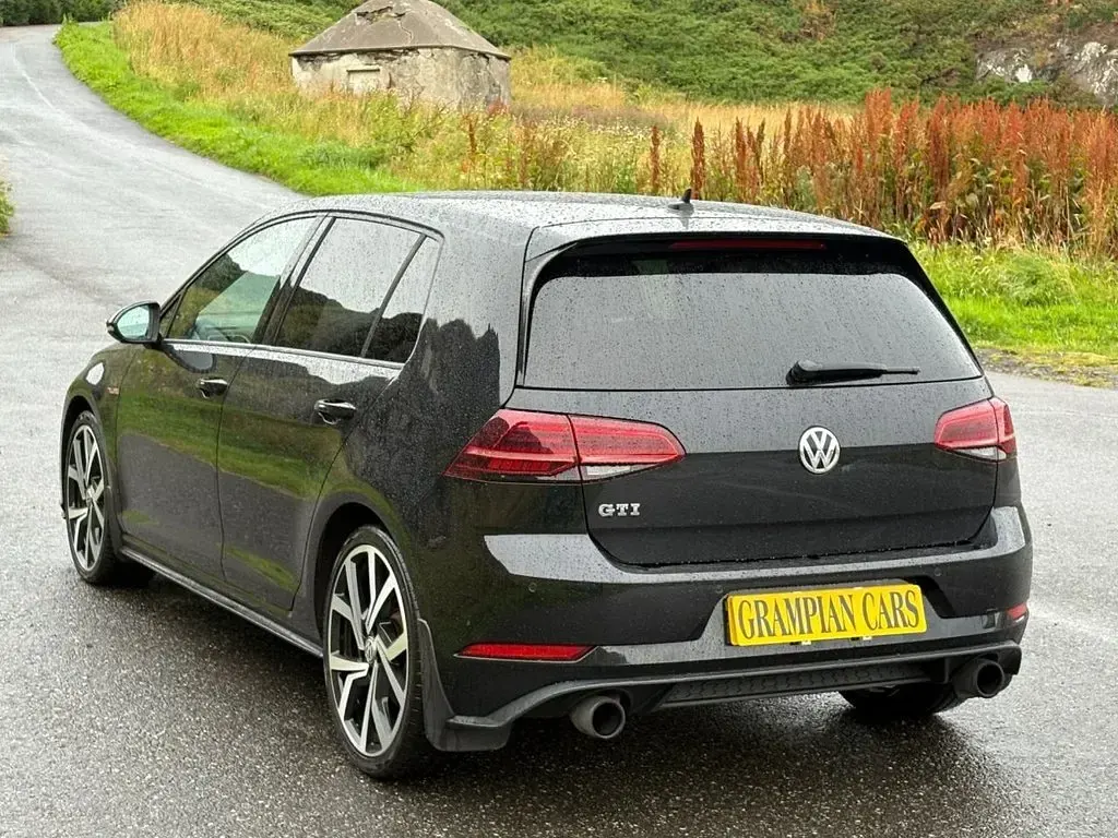 Used VW Golf VII GTI 230 HP (169 kW) 2017 Black Hatchback