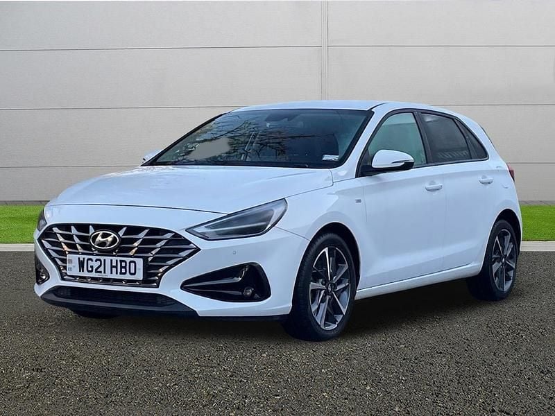 Used Hyundai i30 Premium 120 HP (88 kW) 2021 White Hatchback