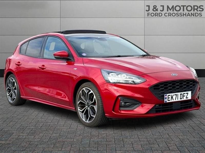 Used Ford Focus ST-Line X 2021 Red Hatchback