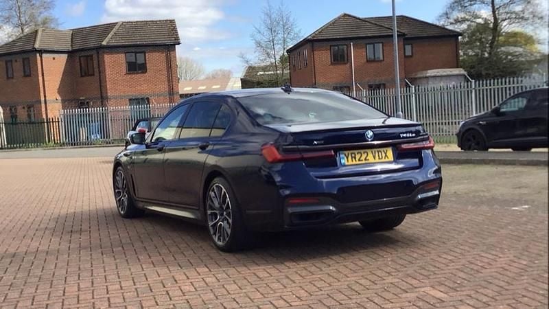 Used BMW 745e M Sport 389 HP (286 kW) 2022 Blue Sedan