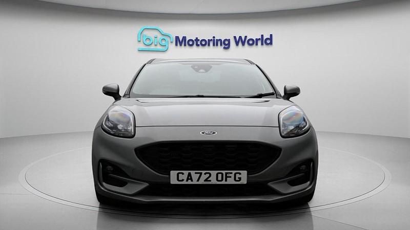 Usado Ford Puma ST-Line X 155 HP (114 kW) 2023 Prateado SUV