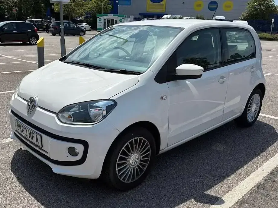 Used VW up! high up! 75 HP (55 kW) 2013 White Hatchback