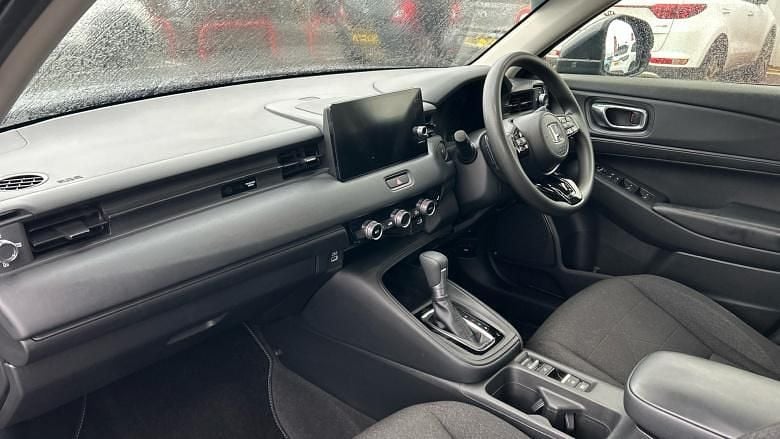 Used Honda HR-V Elegance 131 HP (96 kW) 2023 Grey SUV