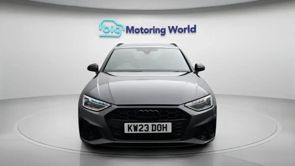 Used Audi A4 Black Edition 204 HP (150 kW) 2023 Grey Estate